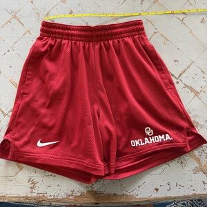 Nike Crimson Oklahoma Sooners Sports Shorts Athletic